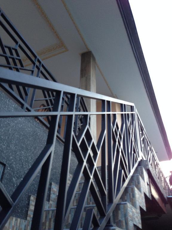Cebluk Sari Lägenhet Ubud Exteriör bild