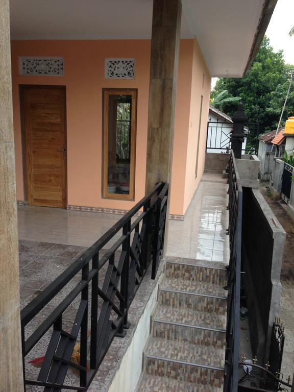 Cebluk Sari Lägenhet Ubud Exteriör bild